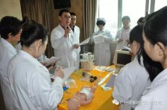 <b>��������Ϣ�������� ʱ����������...</b>